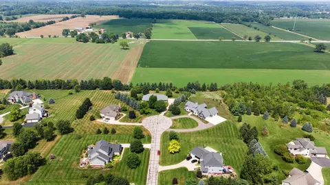 View/Area - 5610 Michael Dr, Saline, MI 48176 photo 5 of 5