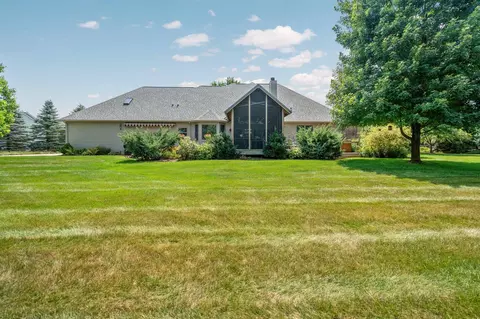 Exterior - 5610 Michael Dr, Saline, MI 48176 photo 13 of 21