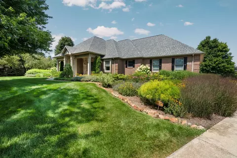 Exterior - 5610 Michael Dr, Saline, MI 48176 photo 2 of 21