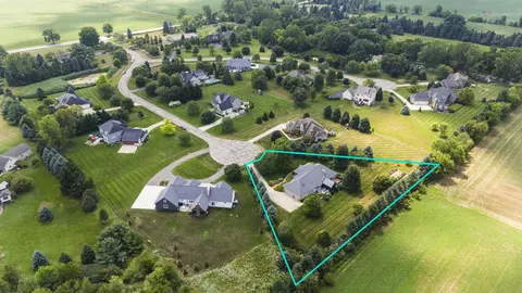 View/Area - 5610 Michael Dr, Saline, MI 48176 photo 3 of 5