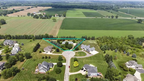 View/Area - 5610 Michael Dr, Saline, MI 48176 photo 4 of 5