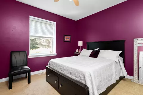 Bedroom - 5610 Michael Dr, Saline, MI 48176 photo 5 of 8