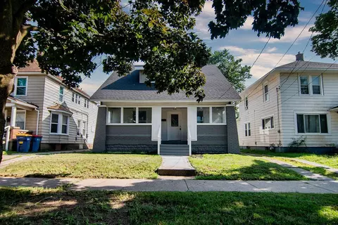 648 Griggs St SW, Grand Rapids, MI 49503