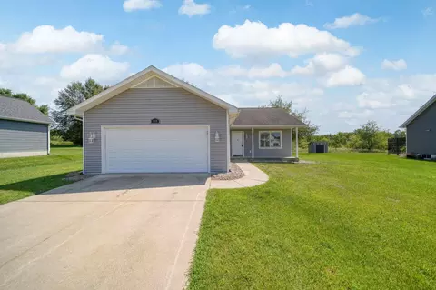 159 Nicole Dr, Brooklyn, MI 49230