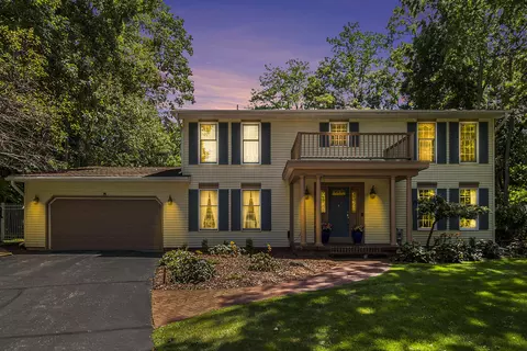 5409 Lochmoor Ct, Jackson, MI 49201