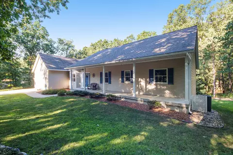 233 Tia Trl SE, Lowell, MI 49331 photo 14