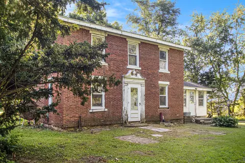 59633 Decatur Rd, Cassopolis, MI 49031