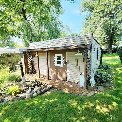 5657 Poplar Dr, Jackson, MI 49201 photo 20
