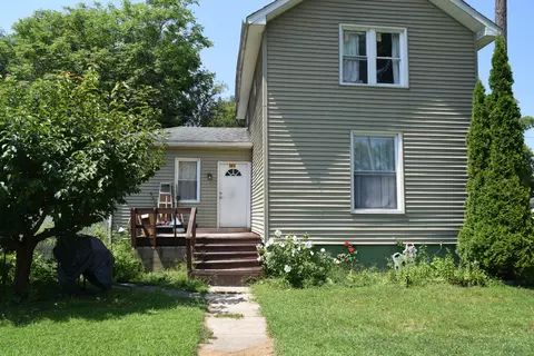 263 Washington St, Bronson, MI 49028 photo 4