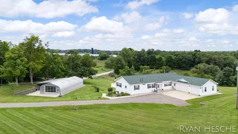 4872 Jackson Rd, Saranac, MI 48881 photo 11
