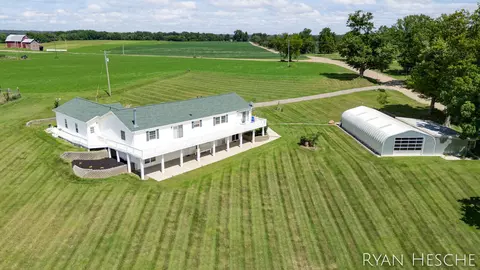 4872 Jackson Rd, Saranac, MI 48881 photo 4