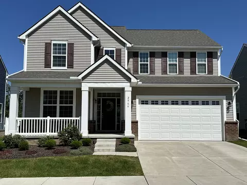2966 Monument Ln, Wixom, MI 48393