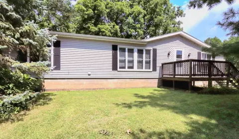 11140 Opel Dr, Jerome, MI 49249