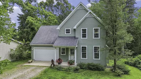 115 W Lincoln St, Whitehall, MI 49461