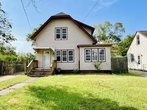 140 Lemyra St SE, Grand Rapids, MI 49548