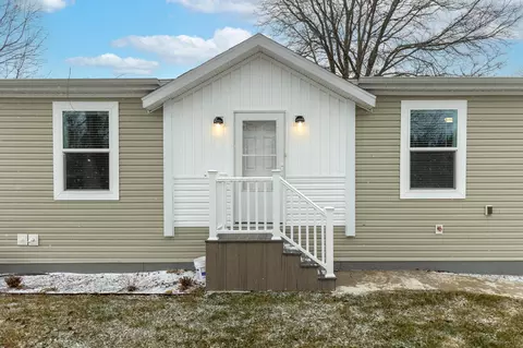 714 Mill St #18, Leslie, MI 49251