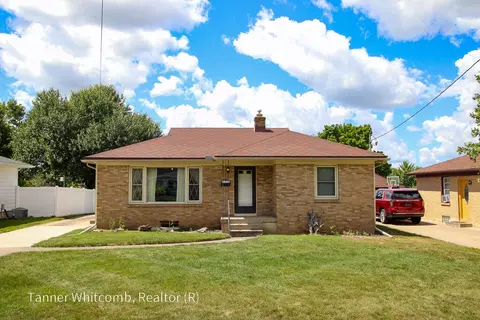 3353 Collingwood Ave SW, Wyoming, MI 49519