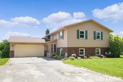 5740 Ivanrest Ave SW, Wyoming, MI 49418