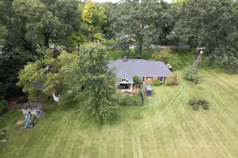 Exterior - 1719 Probert Rd, Jackson, MI 49203 photo 17 of 17