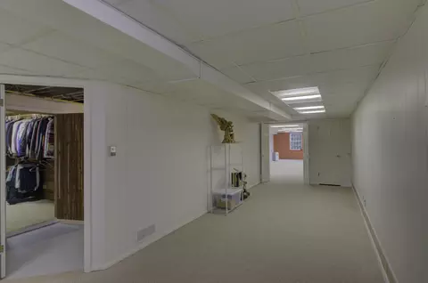Entry Way - 1719 Probert Rd, Jackson, MI 49203 photo 11 of 12