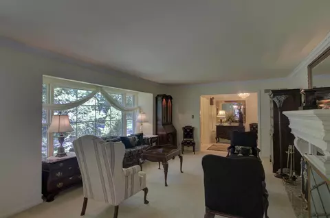 Living - 1719 Probert Rd, Jackson, MI 49203 photo 5 of 13