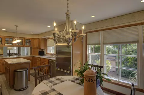 Kitchen - 1719 Probert Rd, Jackson, MI 49203 photo 14 of 16