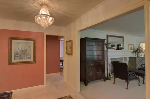 Entry Way - 1719 Probert Rd, Jackson, MI 49203 photo 3 of 12