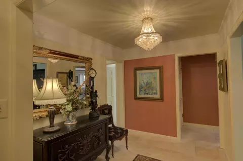Entry Way - 1719 Probert Rd, Jackson, MI 49203 photo 2 of 12
