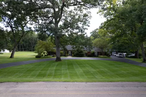 Exterior - 1719 Probert Rd, Jackson, MI 49203 photo 15 of 17