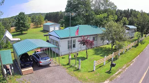 7604 S Saddler Rd, Chase, MI 49623