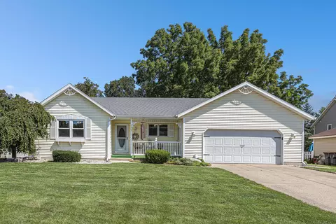 1467 Springbrook Dr, Jenison, MI 49428