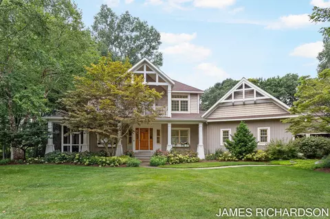 14594 Powderhorn Trl, Holland, MI 49424