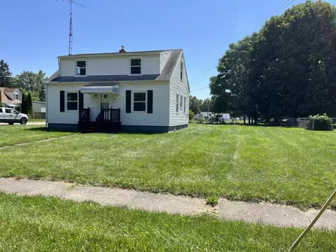 2301 Oxford Blvd, Jackson, MI 49202
