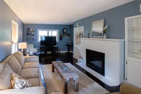610 Hackett St, Ionia, MI 48846 photo 11