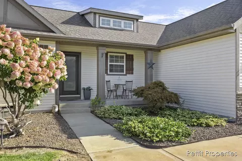 1825 143rd Ave, Dorr, MI 49323 photo 5