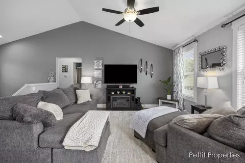 1825 143rd Ave, Dorr, MI 49323 photo 8