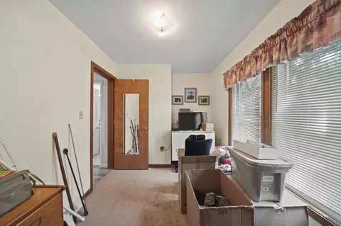 Bedroom - 407 Hague Ave, Jackson, MI 49203 photo 5 of 7