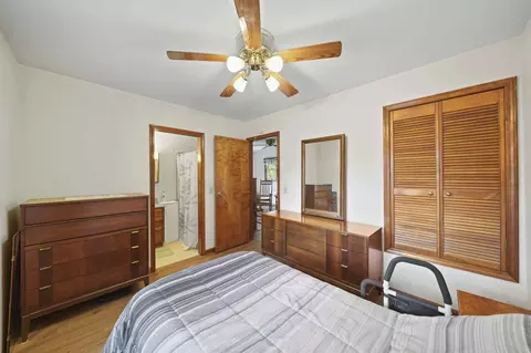 Bedroom - 407 Hague Ave, Jackson, MI 49203 photo 7 of 7