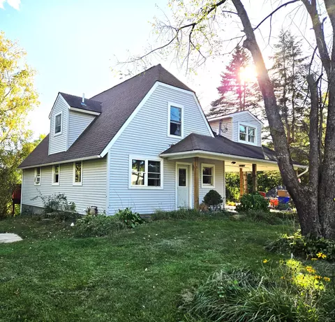 6012 San Marino Rd, Gregory, MI 48137