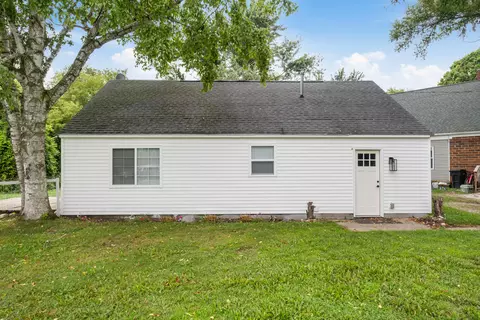 235 Kinsey St SE, Caledonia, MI 49316