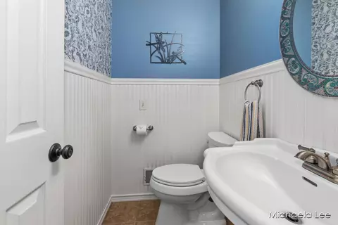 1001 Boynton Ave SE, Ada, MI 49301 photo 12