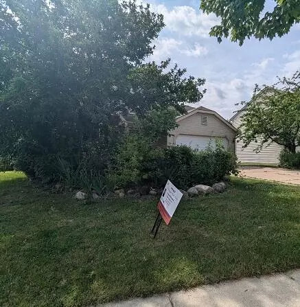 1923 Andover Blvd, Howell, MI 48843