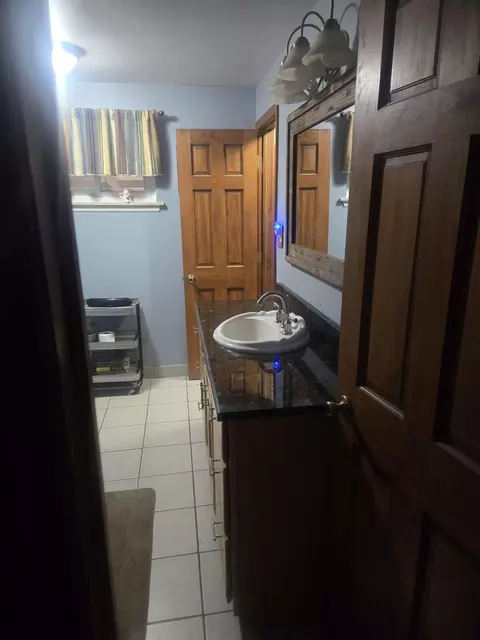 16430 Brandt St, Romulus, MI 48174 photo 10