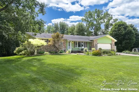 7041 Ingalls Rd, Belding, MI 48809 photo 2