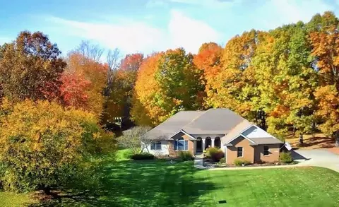 15617 Alannah Christine Dr, Marshall, MI 49068