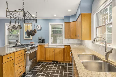 1701 E Stadium Blvd, Ann Arbor, MI 48104 photo 9