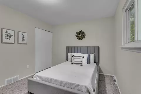 619 E Monroe St, Jackson, MI 49202 photo 10
