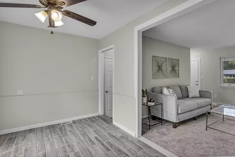 619 E Monroe St, Jackson, MI 49202 photo 8