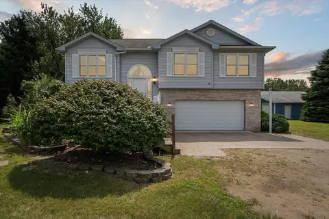 9292 Martz Rd, Ypsilanti, MI 48197