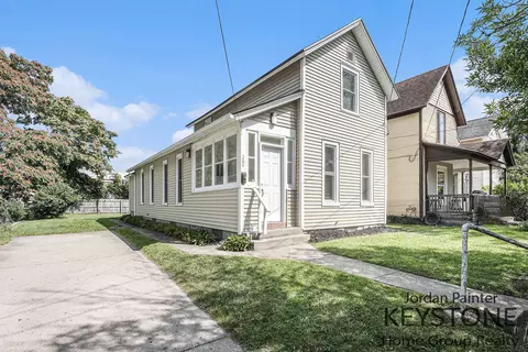 260 Straight Ave SW, Grand Rapids, MI 49504